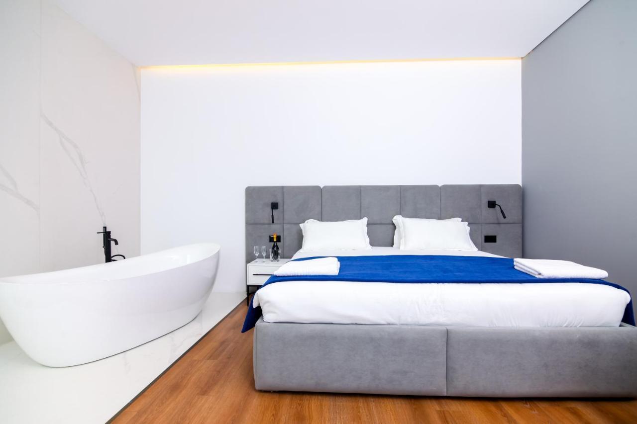 Rinas N Hotel By Noshi מראה חיצוני תמונה